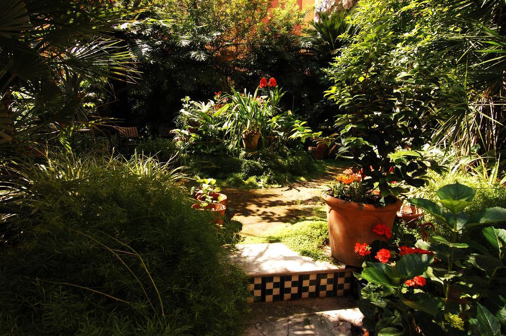 Bed and Breakfast Weekend A Napoli Экстерьер фото