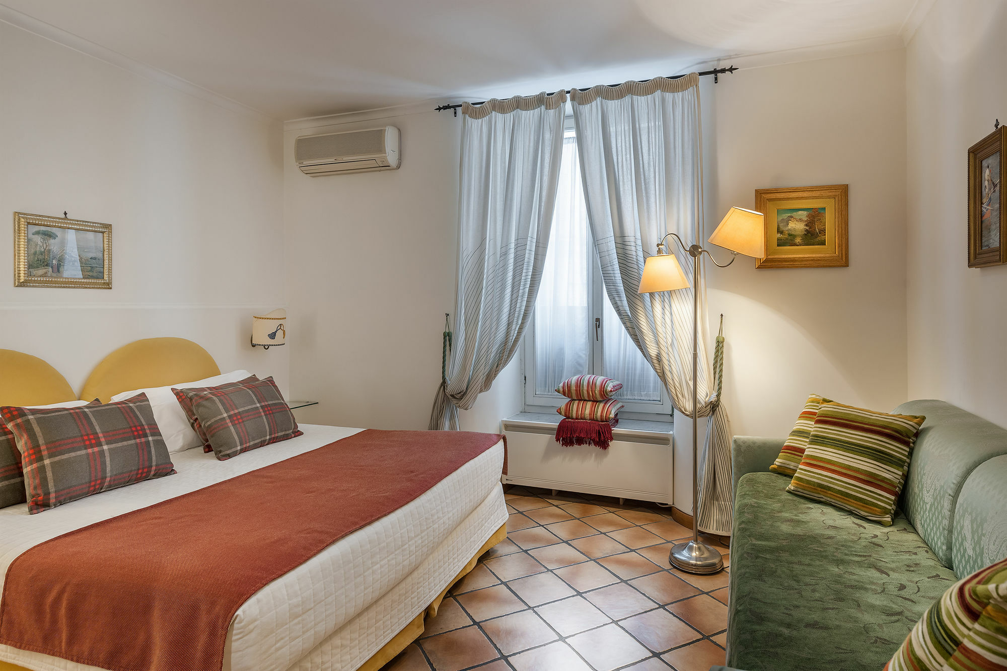 Bed and Breakfast Weekend A Napoli Экстерьер фото